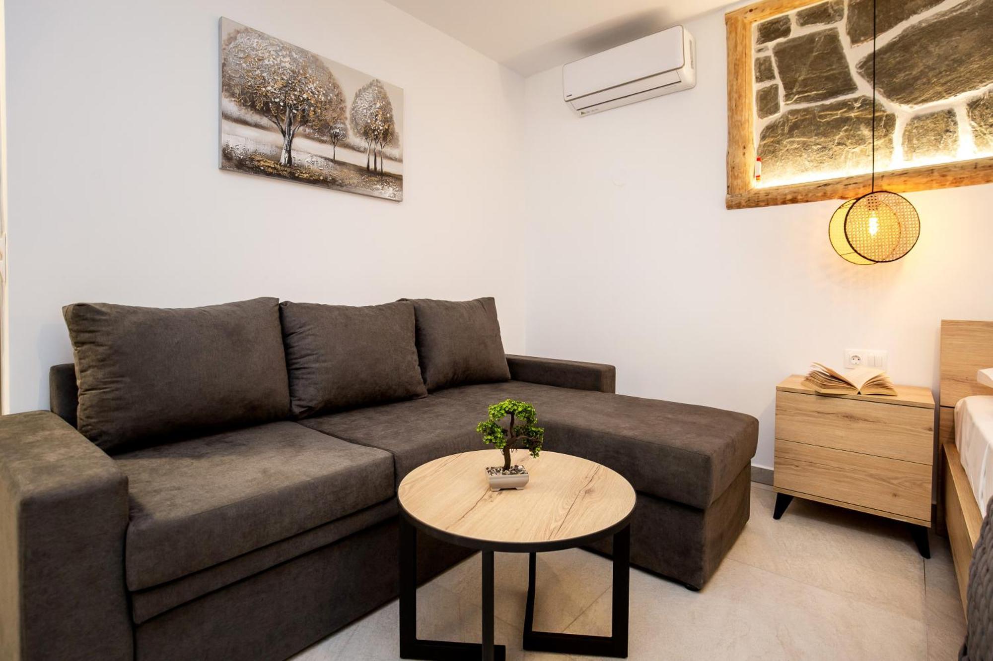 Vlashi Apartments リメナリア エクステリア 写真