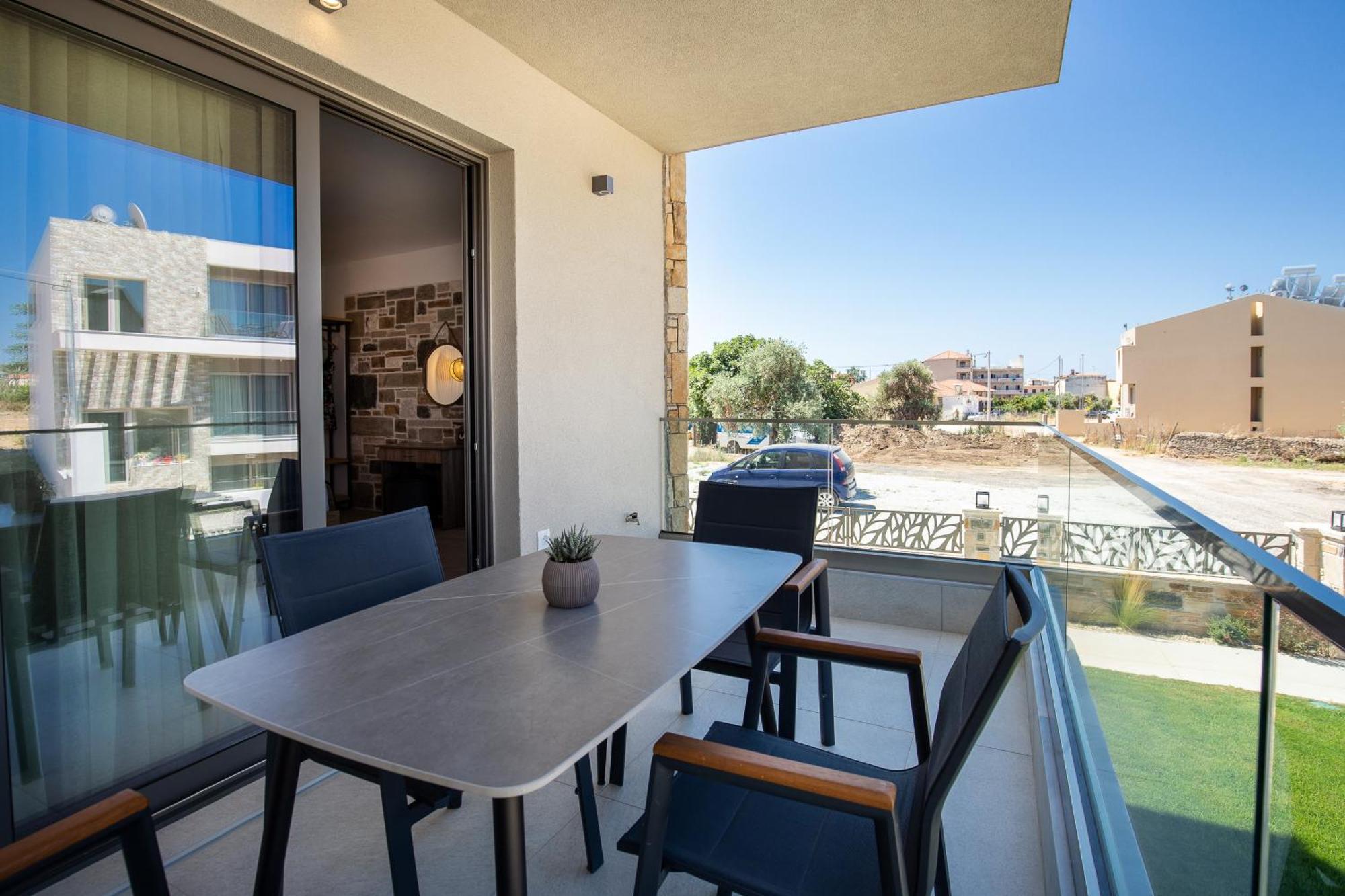 Vlashi Apartments リメナリア エクステリア 写真
